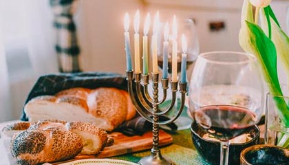 国家外汇局朱鹤新：“十四五”以来破获外汇案件超过6100件