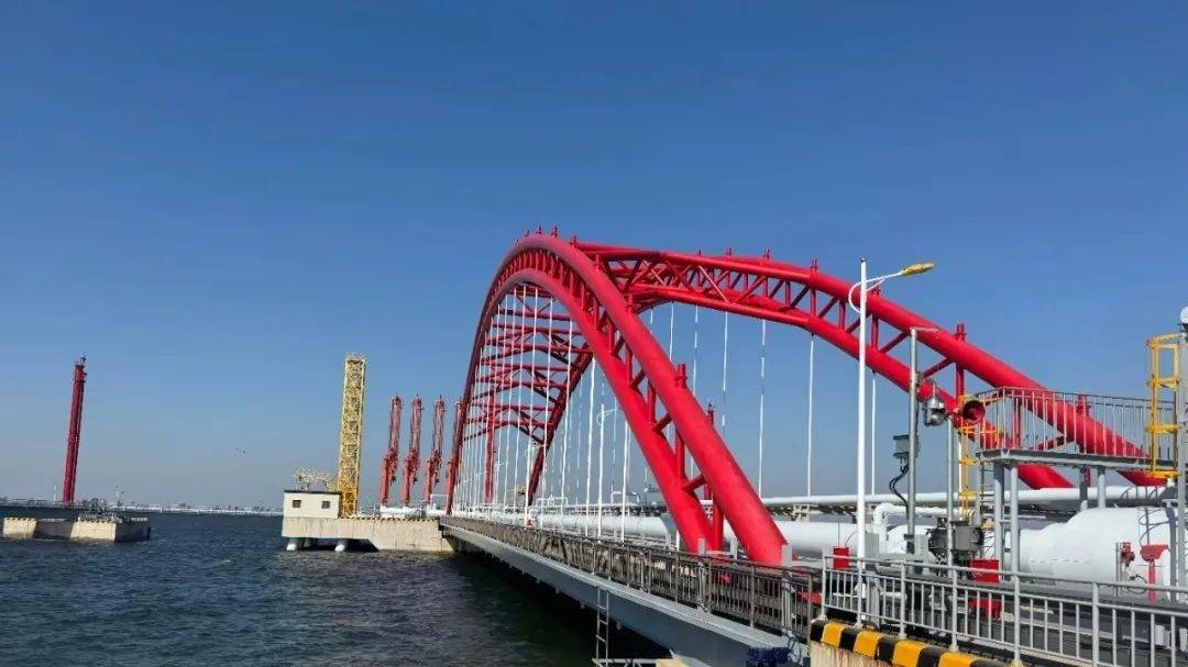 盘锦港30万吨级原油码头项目通过验收核验