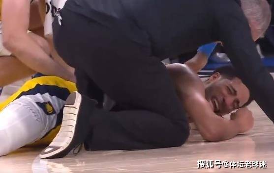 0号诅咒？三分焰火后的跟腱悲鸣，哈利伯顿泪洒总决赛抢七大战