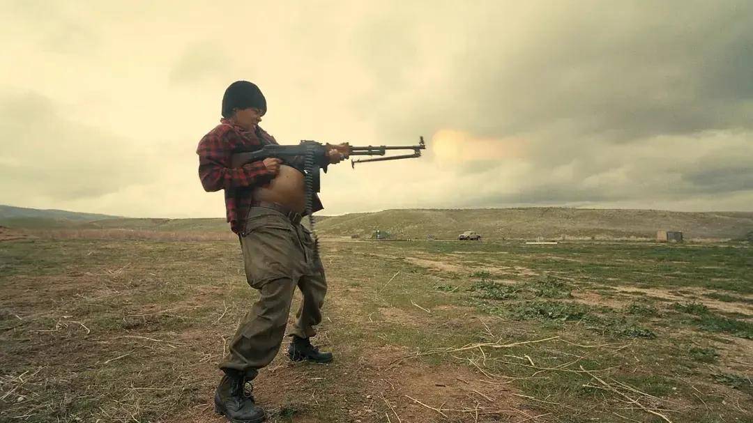 票房不济却成奥斯卡第一热门…小李子的新作《一战再战》值不值得超高评价？