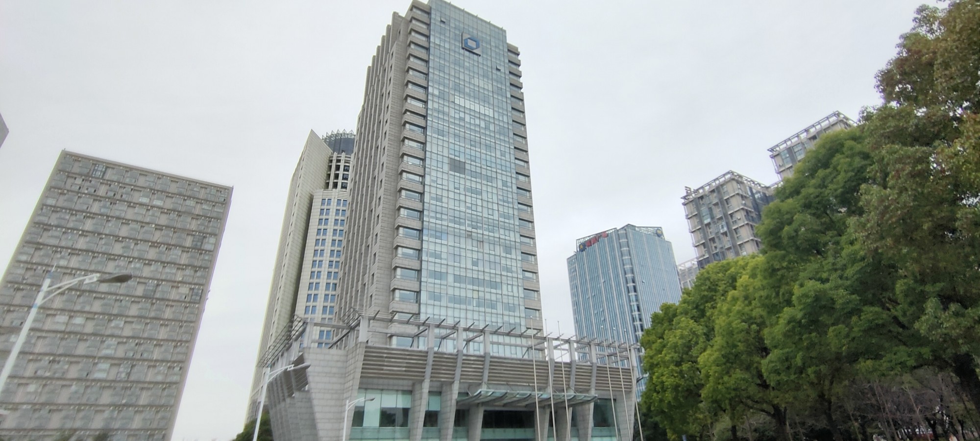 方正证券广州(方正证券广州东风中路营业时间)