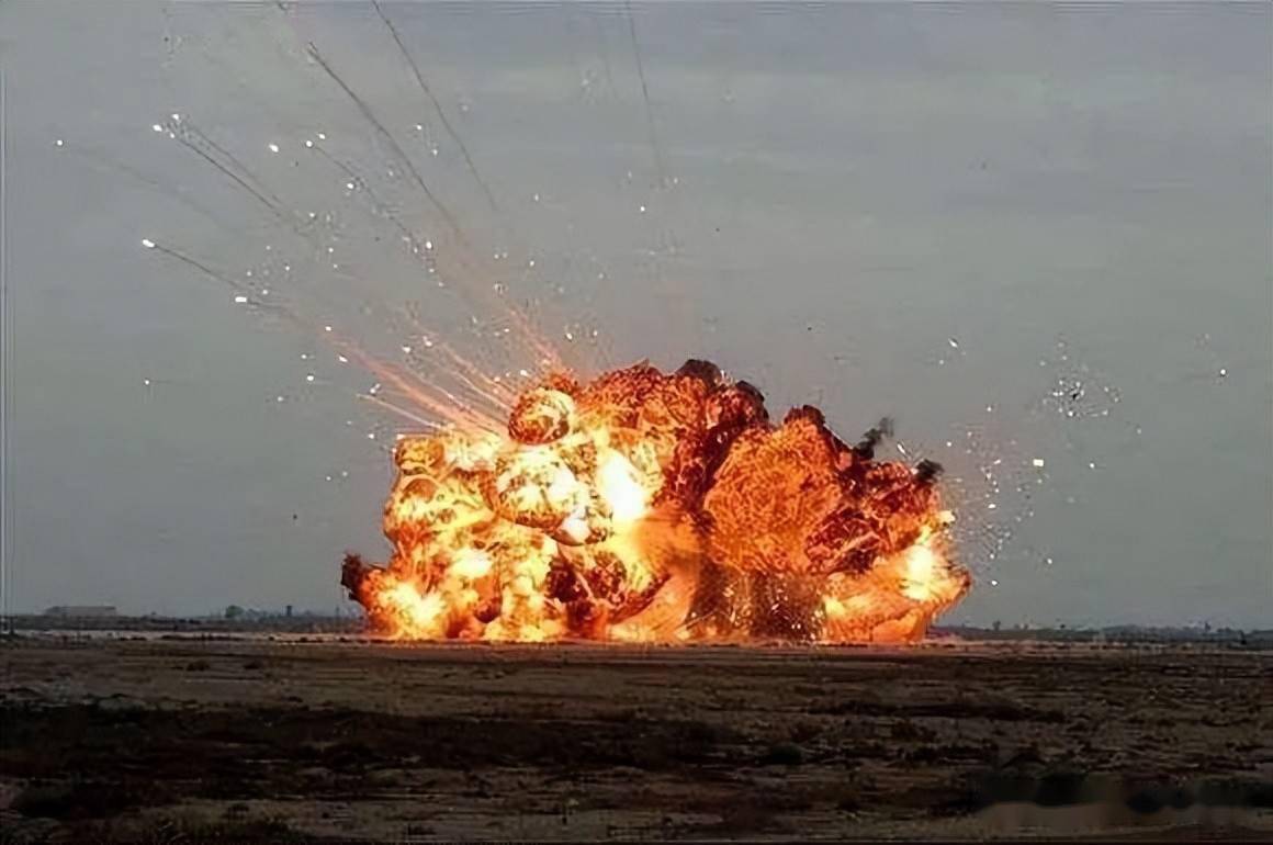 原油爆炸(原油爆炸用什么灭火)